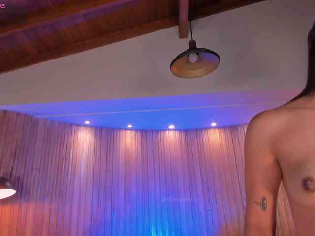 AllyJensen webcam