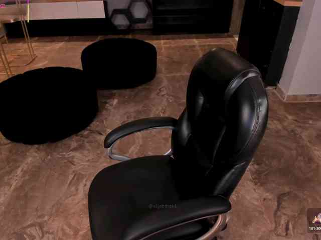 AllyJensen webcam