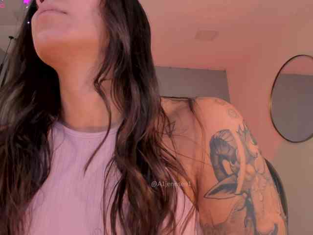 AllyJensen webcam