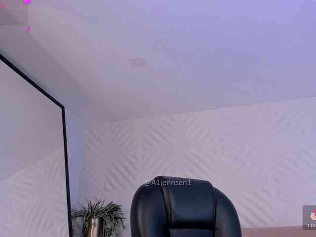 AllyJensen webcam
