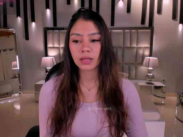 AllyJensen webcam