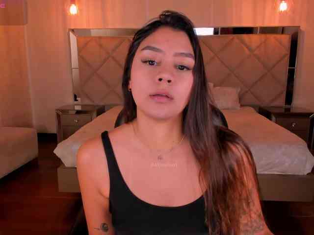 AllyJensen webcam