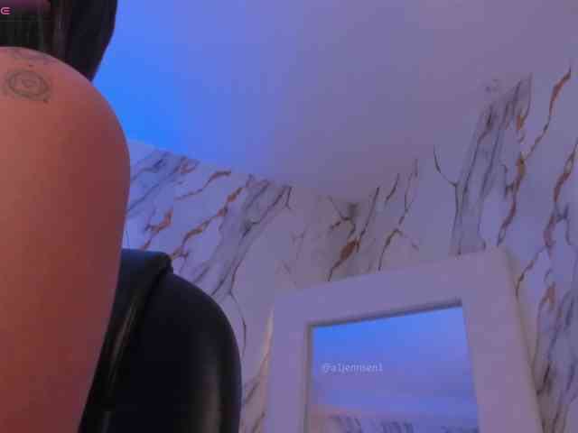 AllyJensen webcam