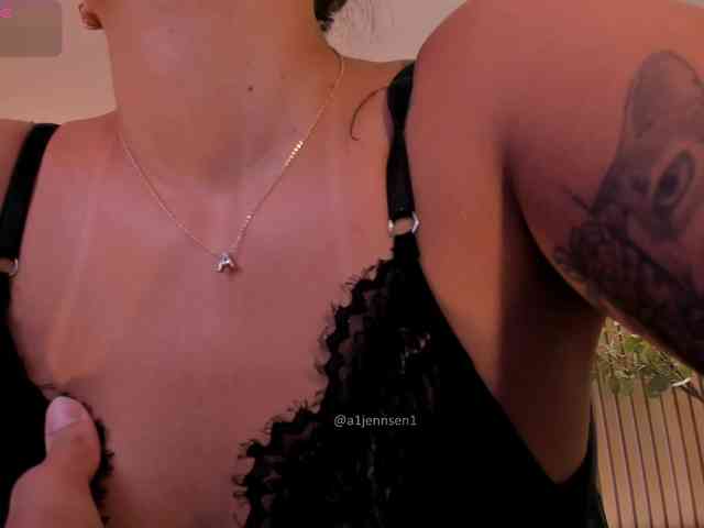 AllyJensen webcam