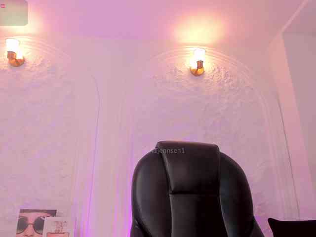 AllyJensen webcam