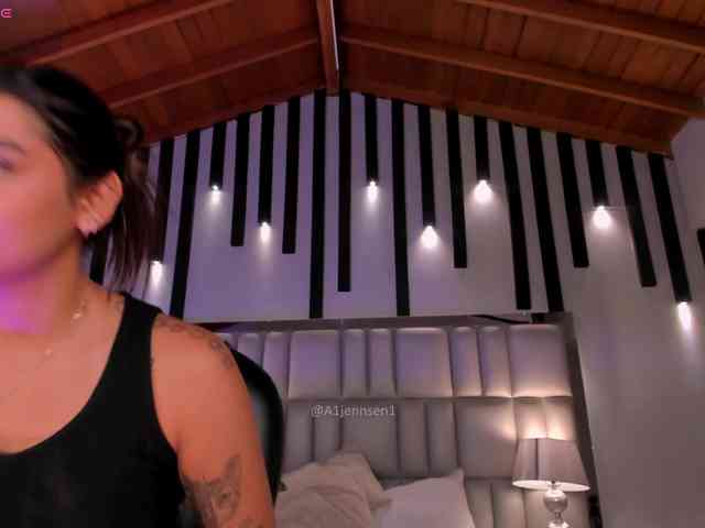 AllyJensen webcam