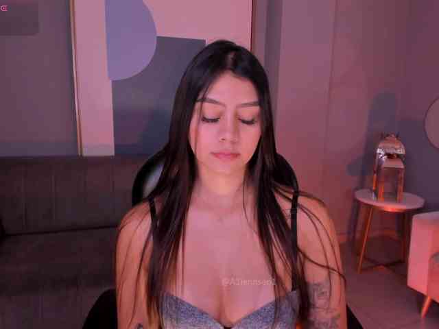 AllyJensen webcam