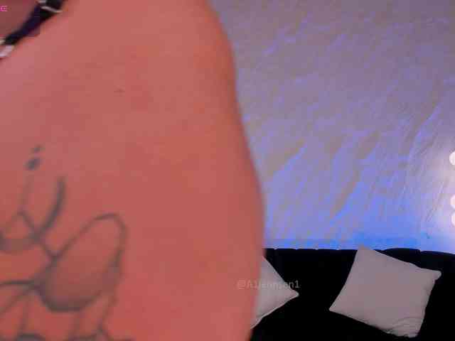 AllyJensen webcam