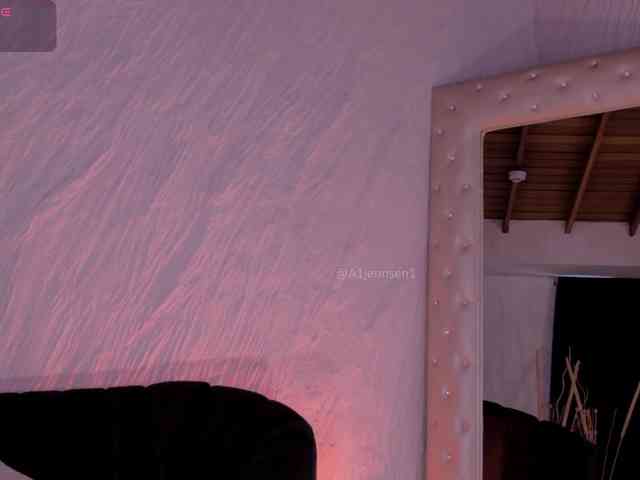 AllyJensen webcam