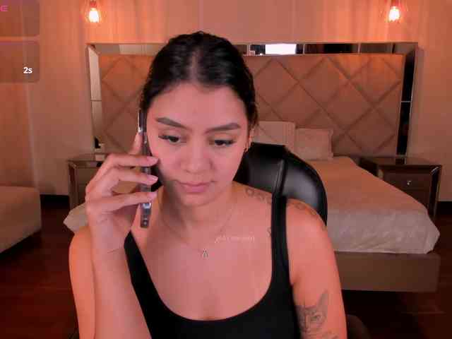 AllyJensen webcam