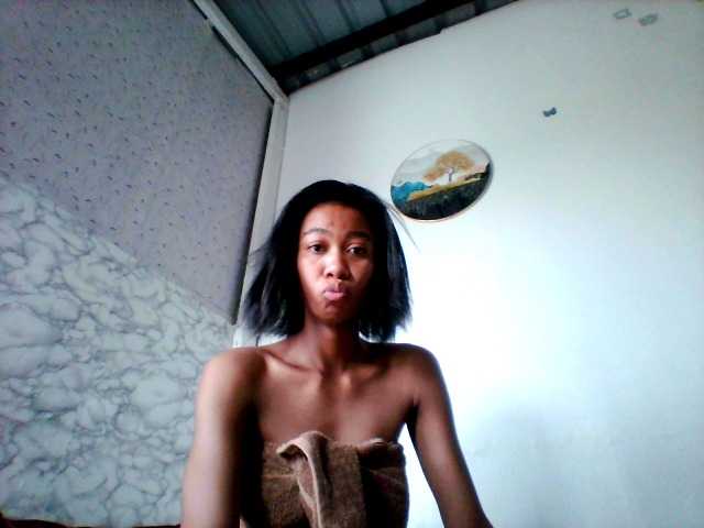 Kalumbaicle live cam on BongaCams
