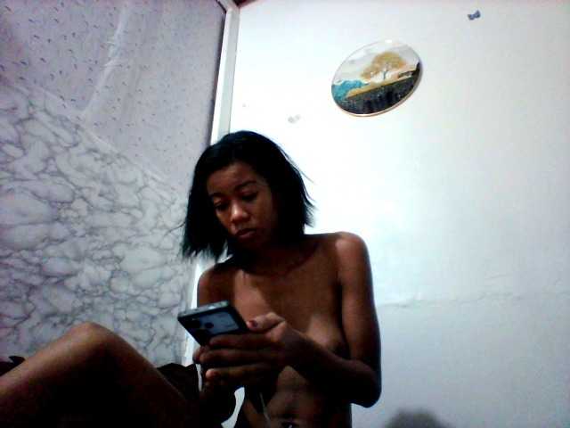 Kalumbaicle live cam on BongaCams