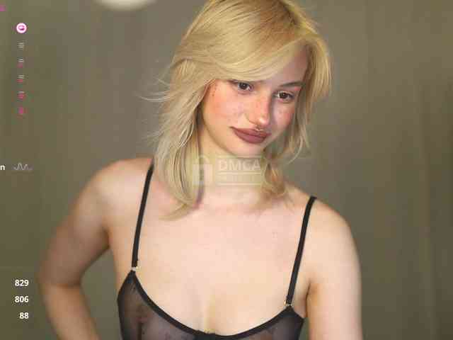babeholly webcam