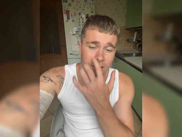Pavluik7 Sex Cam Show