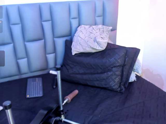 Abbyadams live cam on BongaCams