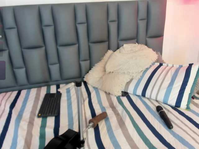 Abbyadams live cam on BongaCams