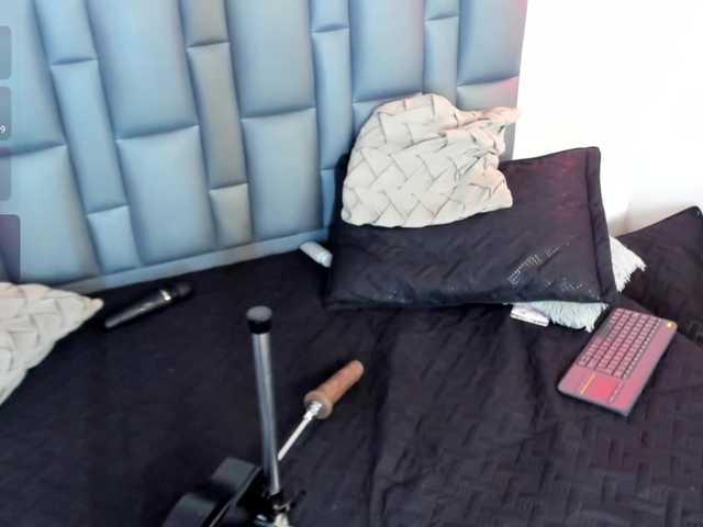 Abbyadams live cam preview
