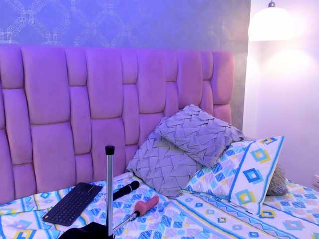 Abbyadams live cam on BongaCams
