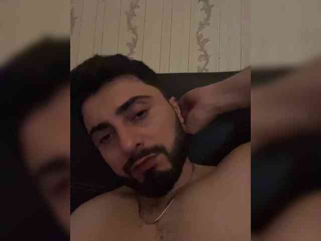 Rizi13 Live Webcam on BongaCams
