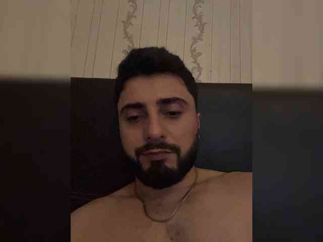 Rizi13 Live Webcam on BongaCams