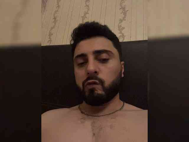 Rizi13 Live Webcam on BongaCams