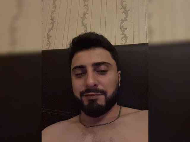 Rizi13 Live Webcam on BongaCams
