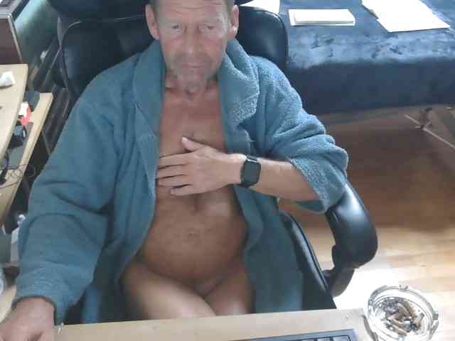 dfrxxx1 Live Webcam on BongaCams