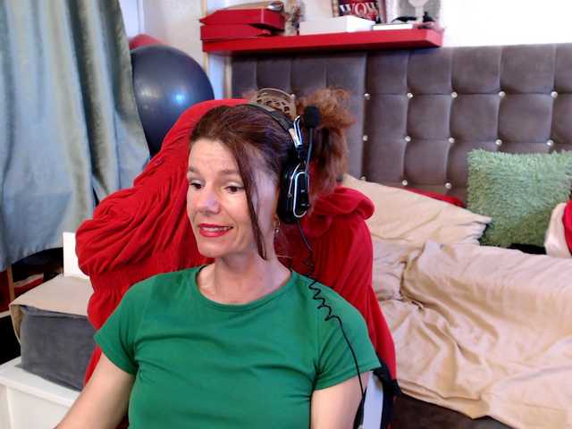 kellysurfing live cam on BongaCams