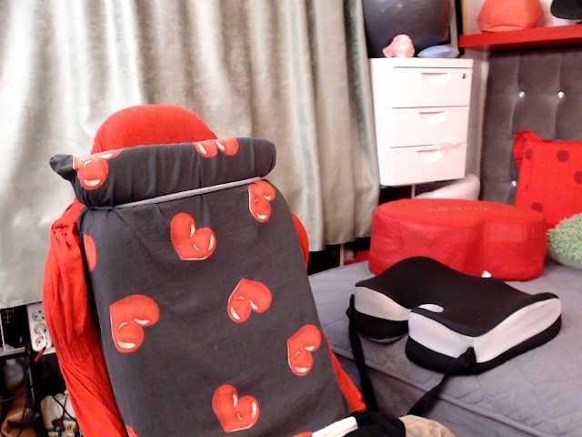 kellysurfing live cam on BongaCams