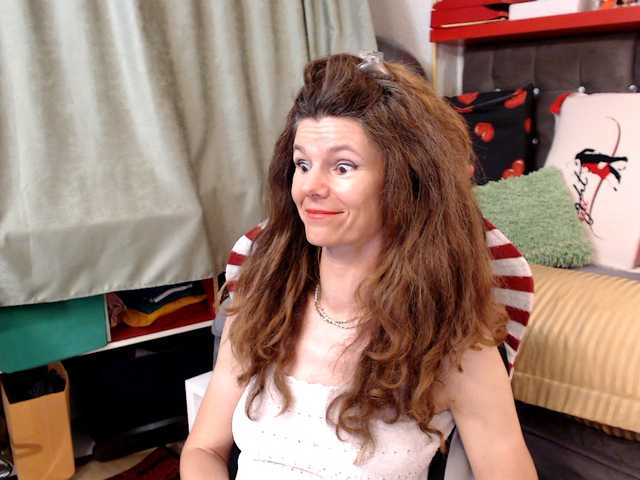 kellysurfing live cam on BongaCams