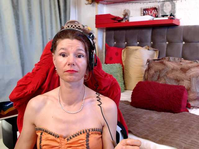 kellysurfing live cam on BongaCams
