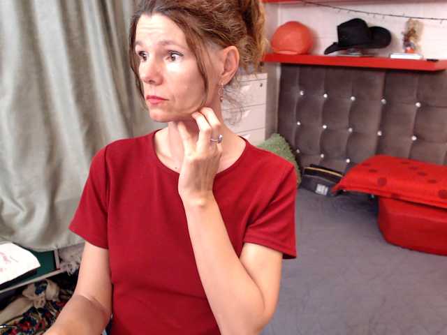 kellysurfing live cam on BongaCams