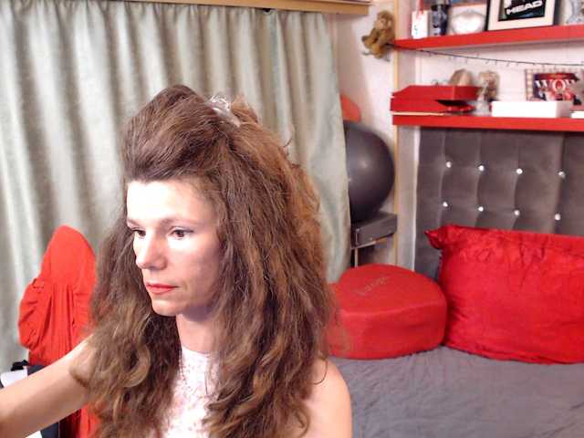 kellysurfing live cam on BongaCams