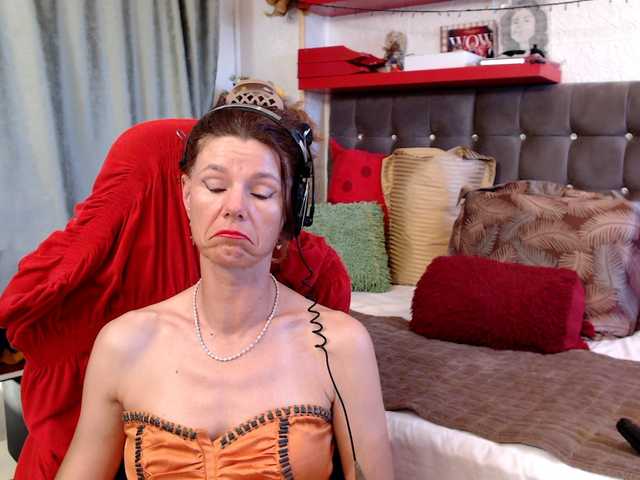 kellysurfing live cam on BongaCams