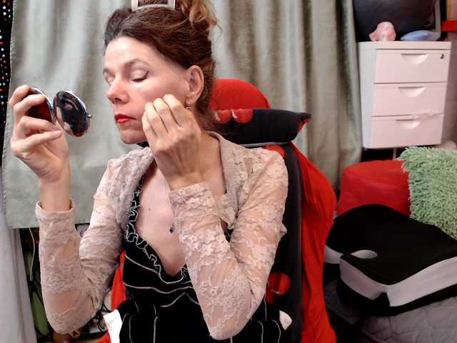 kellysurfing live cam on BongaCams