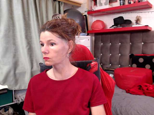 kellysurfing live cam on BongaCams