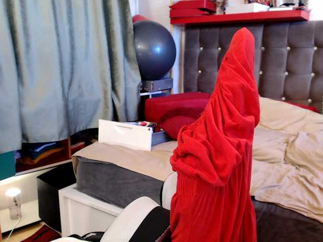kellysurfing live cam on BongaCams