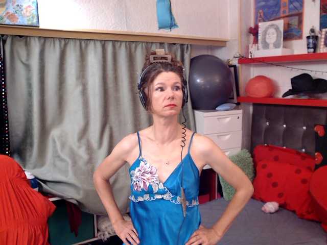 kellysurfing live cam on BongaCams