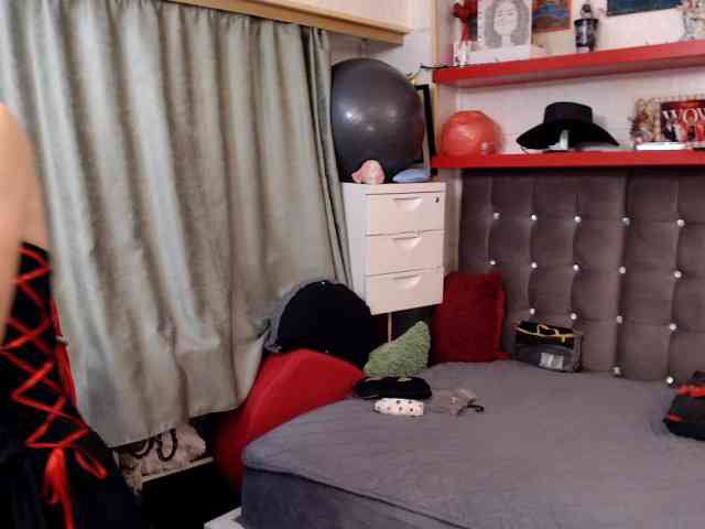 kellysurfing's webcam live show