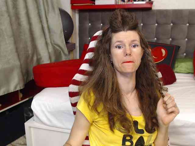 webcam chat room Kellysurfing