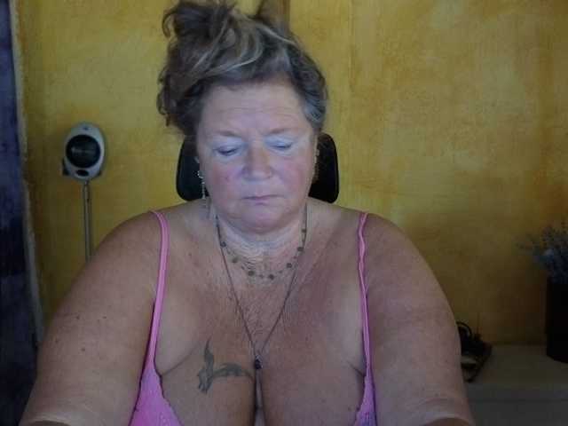 lady-vamp live webcam show