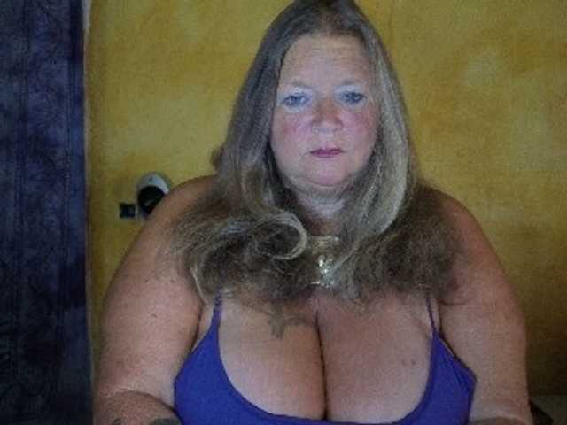 lady-vamp's BongaCams show and profile