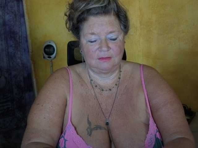 lady-vamp live webcam show