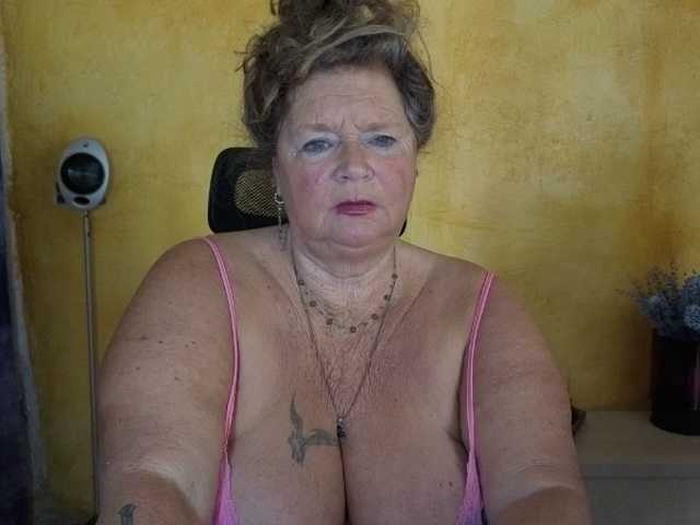lady-vamp live webcam show