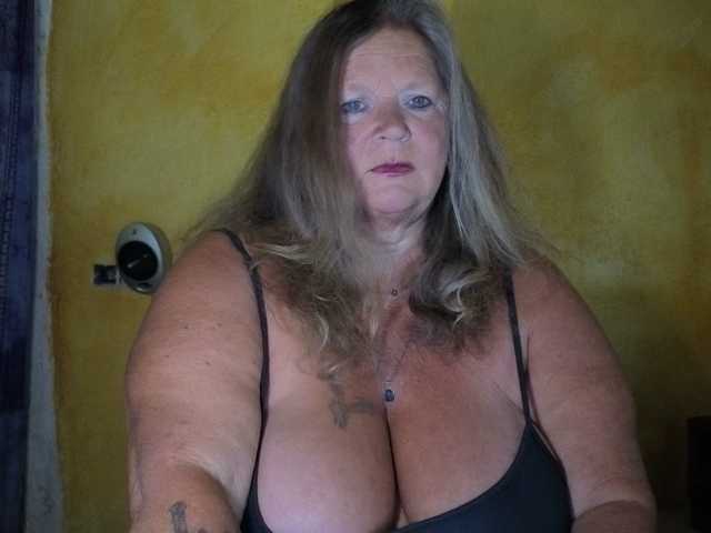  lady-vamp chat room