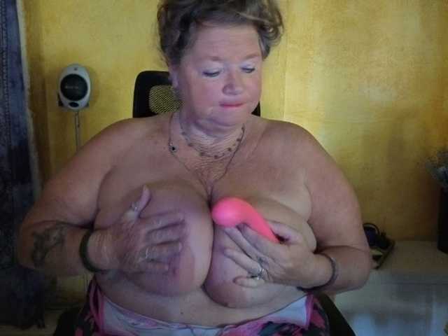 lady-vamp live webcam show