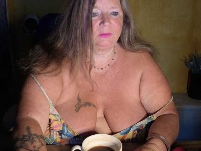 lady-vamp live cam on BongaCams