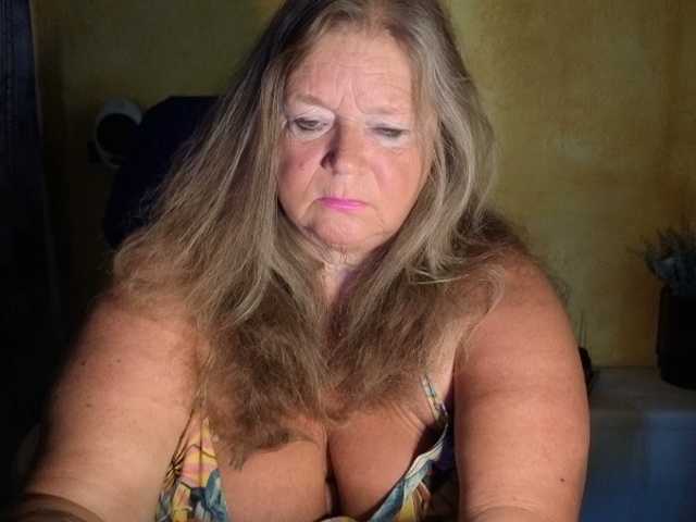 lady-vamp live cam on BongaCams