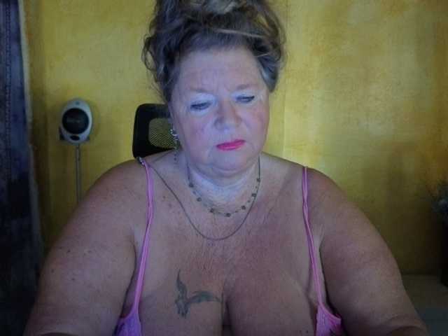 lady-vamp live webcam show