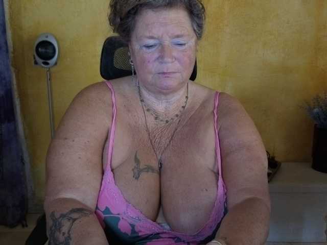 lady-vamp live webcam show